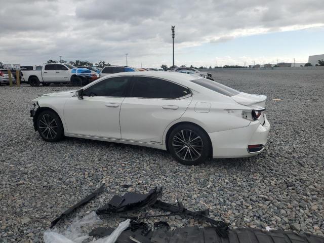 Photo 2 from auction – 2022 LEXUS ES 300H BA with VIN 58ADA1C17NU022994