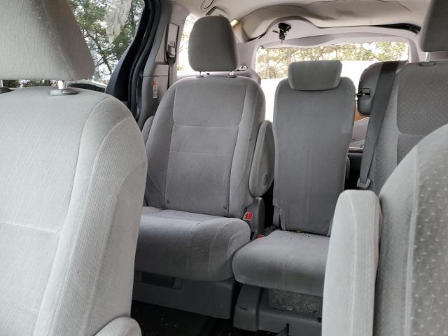 Photo 10 from auction – 2017 TOYOTA SIENNA LE with VIN 5TDKZ3DC1HS822772