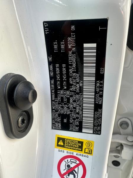 Photo 10 from auction – 2018 TOYOTA HIGHLANDER with VIN 5TDZARFH5JS034021