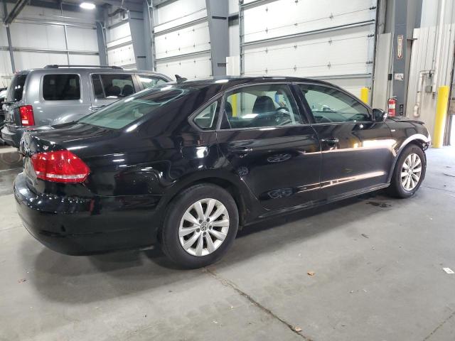 Photo 3 from auction – 2015 VOLKSWAGEN PASSAT S with VIN 1VWAT7A30FC015289