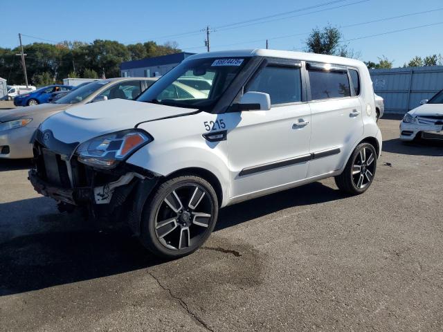 KIA SOUL + 2011 with VIN KNDJT2A21B7268153 - Photo from auction