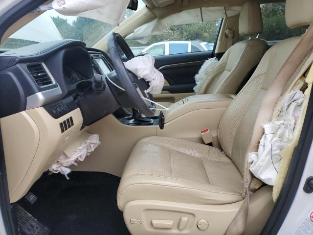 Photo 7 from auction – 2016 TOYOTA HIGHLANDER with VIN 5TDDKRFH0GS315207