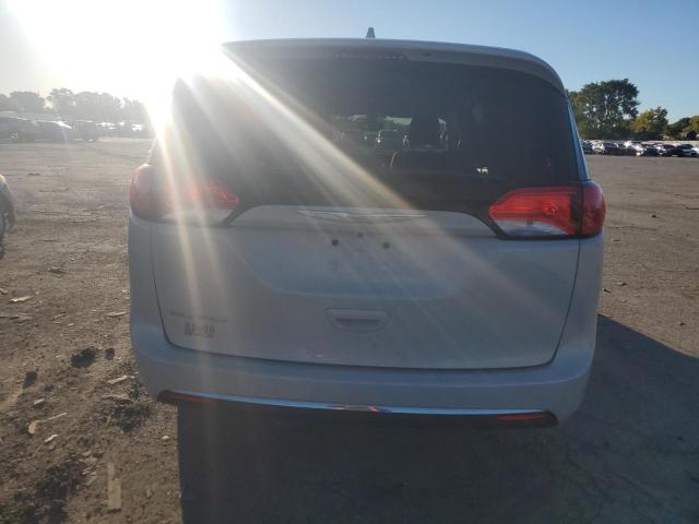 Photo 6 from auction – 2017 CHRYSLER PACIFICA T with VIN 2C4RC1BGXHR779990