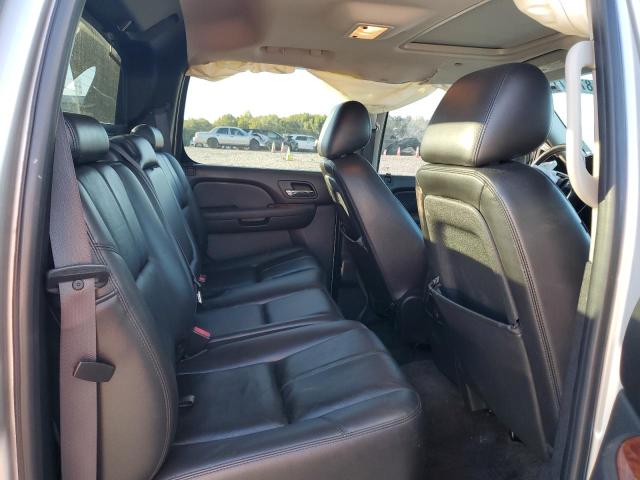 Photo 10 from auction – 2011 CHEVROLET AVALANCHE with VIN 3GNMCFE06BG248781