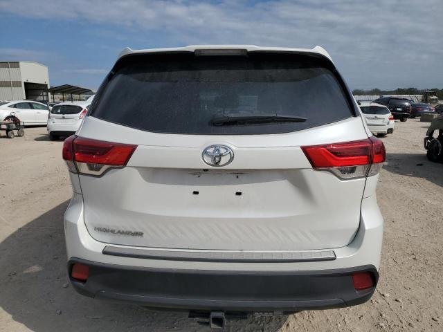Photo 6 from auction – 2019 TOYOTA HIGHLANDER with VIN 5TDZARFH5KS047904