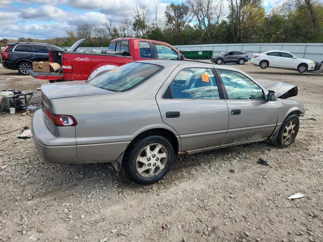 Photo 3 from auction – 1998 TOYOTA CAMRY CE with VIN 4T1BF28K0WU051925