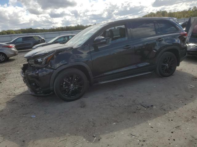 TOYOTA HIGHLANDER 2019 with VIN 5TDJZRFH2KS978463 - Photo from auction