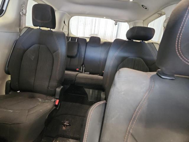 Photo 10 from auction – 2019 CHRYSLER PACIFICA T with VIN 2C4RC1FGXKR640038