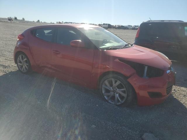 Photo 4 from auction – 2016 HYUNDAI VELOSTER with VIN KMHTC6AD9GU252482