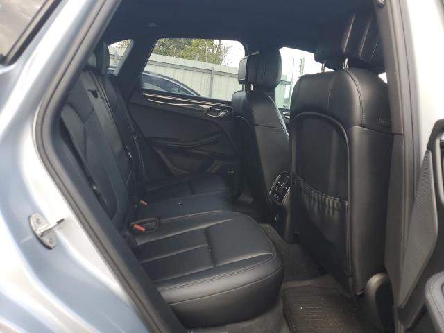 Photo 11 from auction – 2017 PORSCHE MACAN with VIN WP1AA2A58HLB06633