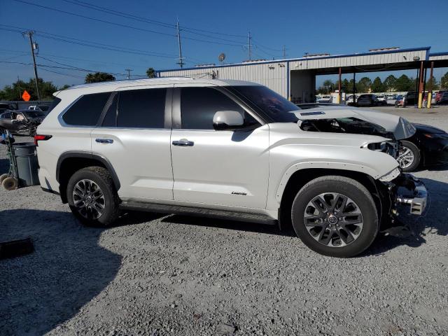 Photo 4 from auction – 2024 TOYOTA SEQUOIA SR5 with VIN 7SVAAABA9RX047969