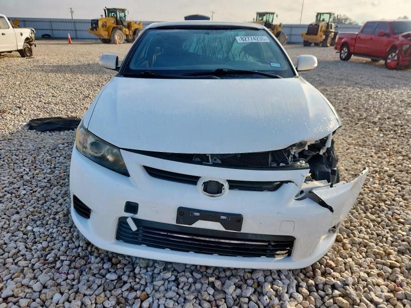 Photo 5 from auction – 2012 TOYOTA SCION TC with VIN JTKJF5C76C3026025