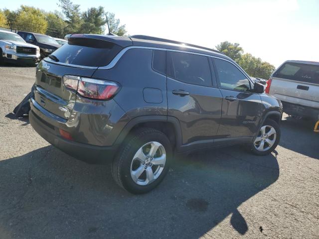 Photo 3 from auction – 2018 JEEP COMPASS LA with VIN 3C4NJDBB1JT345227