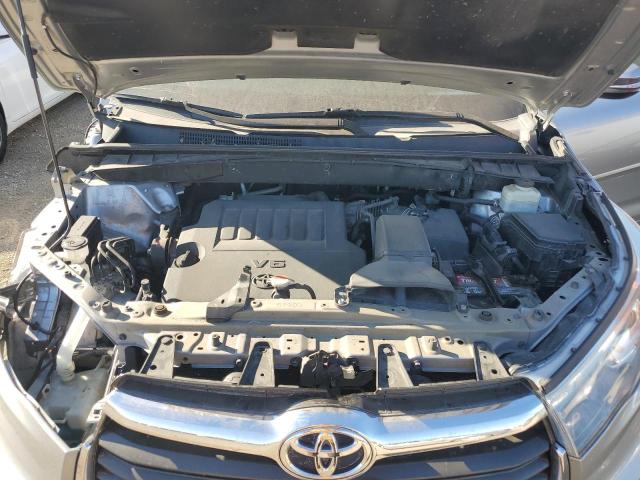 Photo 11 from auction – 2016 TOYOTA HIGHLANDER with VIN 5TDDKRFH3GS283157