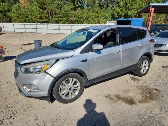Photo 1 from auction – 2017 FORD ESCAPE SE with VIN 1FMCU0G97HUC81221