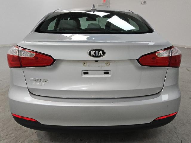 Photo 6 from auction – 2016 KIA FORTE LX with VIN KNAFX4A69G5469355