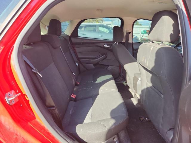 Photo 10 from auction – 2016 FORD FOCUS SE with VIN 1FADP3K27GL211112
