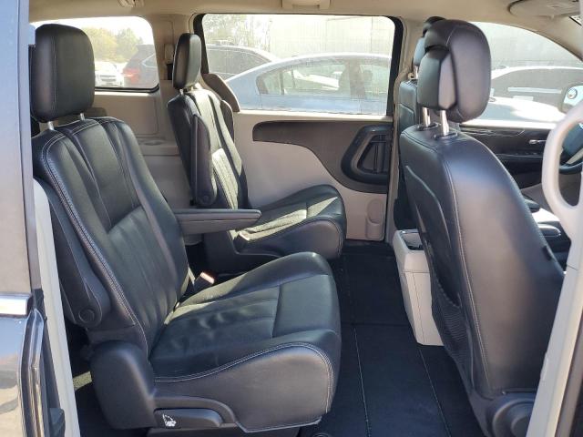 Photo 11 from auction – 2012 CHRYSLER TOWN & COU with VIN 2C4RC1BG8CR339713