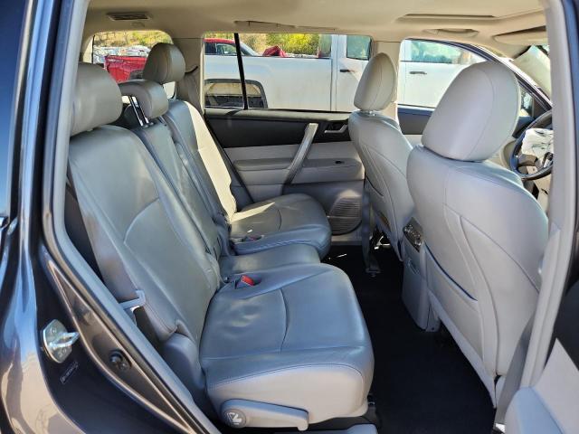 Photo 11 from auction – 2013 TOYOTA HIGHLANDER with VIN 5TDBK3EH6DS237274