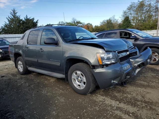 Photo 4 from auction – 2011 CHEVROLET AVALANCHE with VIN 3GNTKFE37BG143532