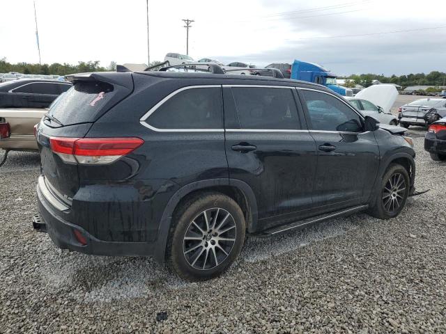 Photo 3 from auction – 2018 TOYOTA HIGHLANDER with VIN 5TDJZRFH1JS538944