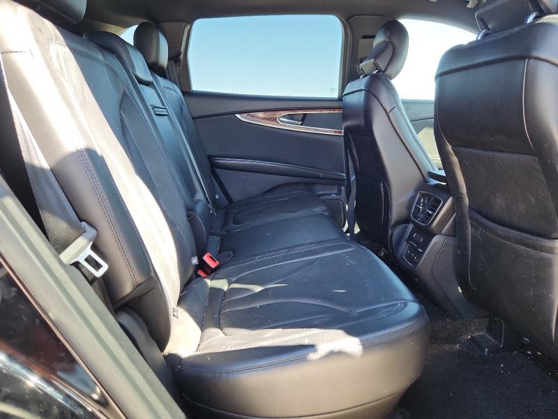 Photo 11 from auction – 2016 LINCOLN MKX RESERV with VIN 2LMTJ8LRXGBL74403