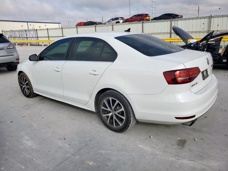 Photo 2 from auction – 2017 VOLKSWAGEN JETTA with VIN 3VWDB7AJ9HM251441