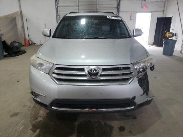 Photo 5 from auction – 2012 TOYOTA HIGHLANDER with VIN 5TDDK3EHXCS132230