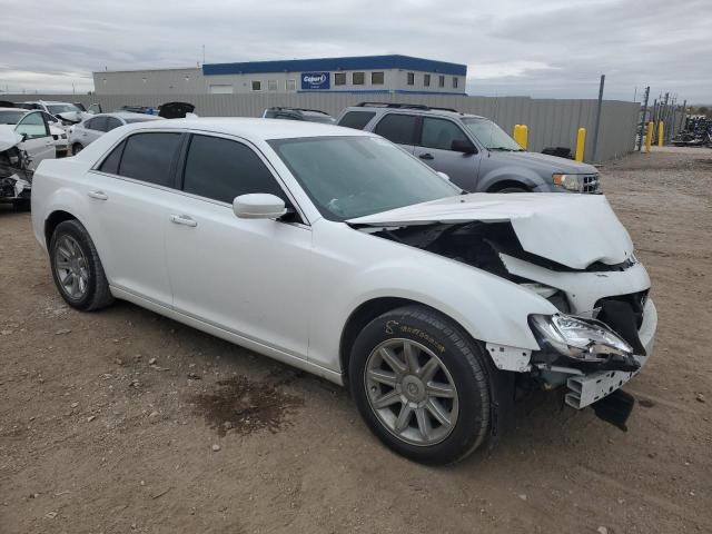 Photo 4 from auction – 2016 CHRYSLER 300 LIMITE with VIN 2C3CCARG1GH157301