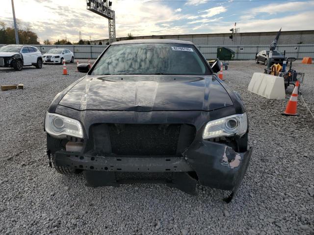 Photo 5 from auction – 2016 CHRYSLER 300 LIMITE with VIN 2C3CCAAG9GH273941