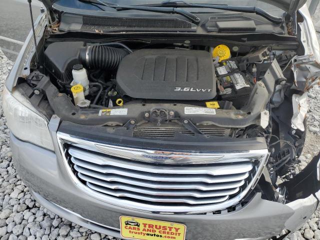 Photo 12 from auction – 2015 CHRYSLER TOWN & COU with VIN 2C4RC1BG3FR544506