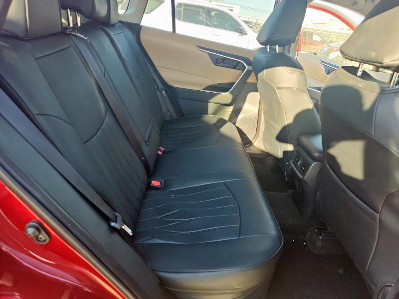 Photo 11 from auction – 2025 TOYOTA RAV4 LE with VIN JTMLWRFV5SD308392