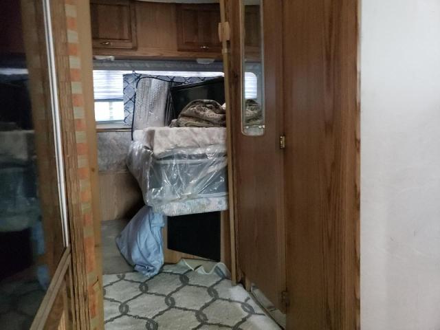 Photo 6 from auction – 1990 FORD ECONOLINE with VIN 1FDKE30G7LHB28794
