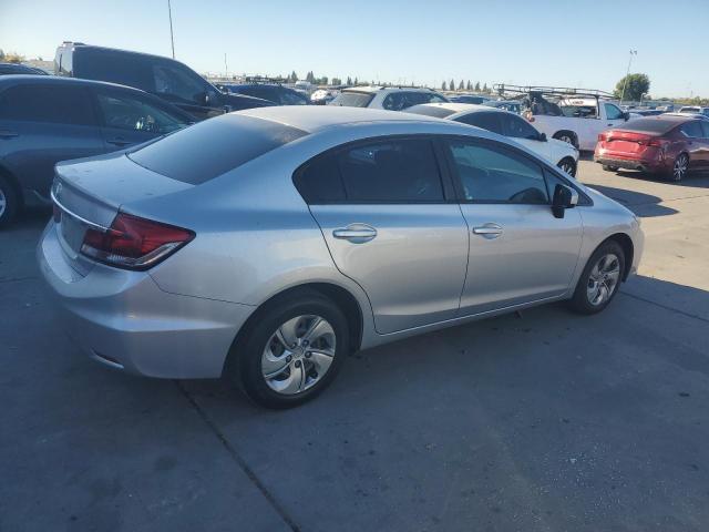 Photo 3 from auction – 2015 HONDA CIVIC LX with VIN 19XFB2F55FE253835