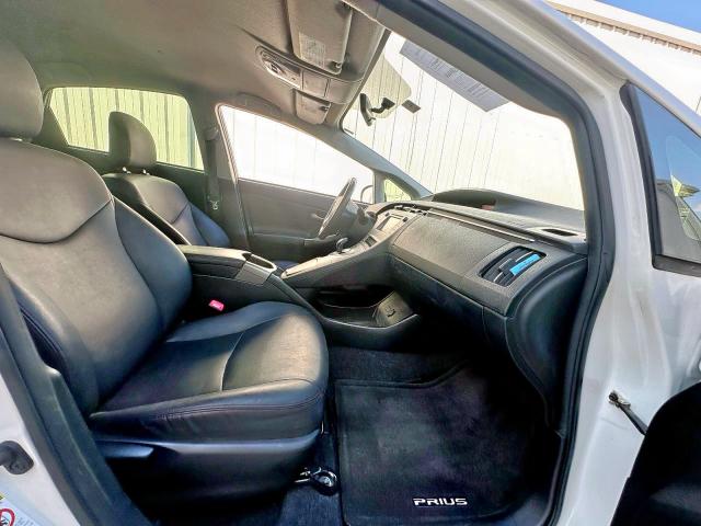 Photo 5 from auction – 2013 TOYOTA PRIUS with VIN JTDKN3DU1D1653302
