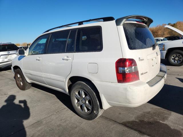 Photo 2 from auction – 2005 TOYOTA HIGHLANDER with VIN JTEEP21A850103187