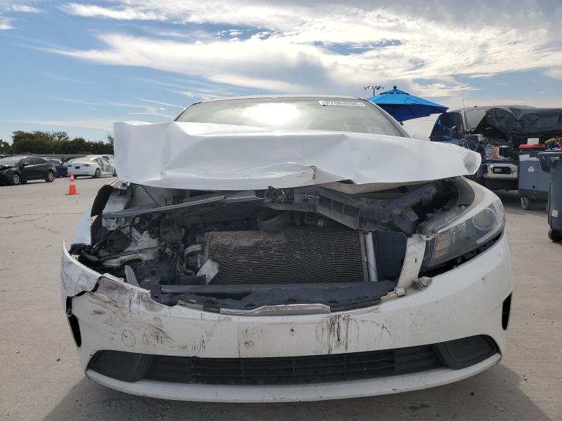 Photo 5 from auction – 2018 KIA FORTE with VIN 3KPFL4A71JE194115