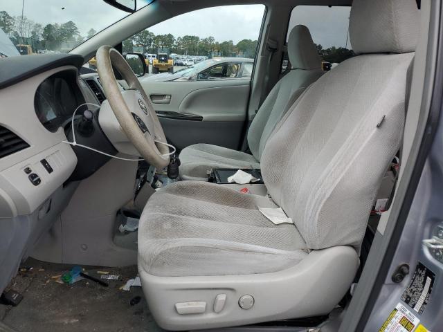Photo 7 from auction – 2013 TOYOTA SIENNA LE with VIN 5TDKK3DC1DS389260