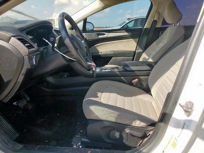 Photo 7 from auction – 2020 FORD FUSION with VIN 3FA6P0G70LR111019
