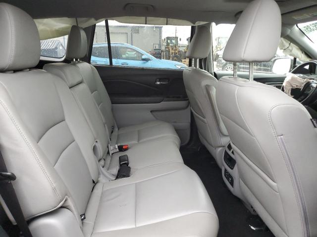 Photo 11 from auction – 2016 HONDA PILOT TOUR with VIN 5FNYF6H94GB003986