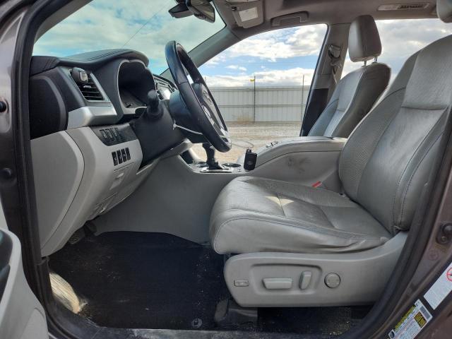 Photo 7 from auction – 2016 TOYOTA HIGHLANDER with VIN 5TDDKRFH4GS347125