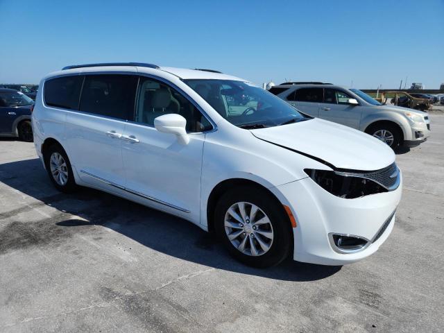 Photo 4 from auction – 2018 CHRYSLER PACIFICA T with VIN 2C4RC1EG6JR149952