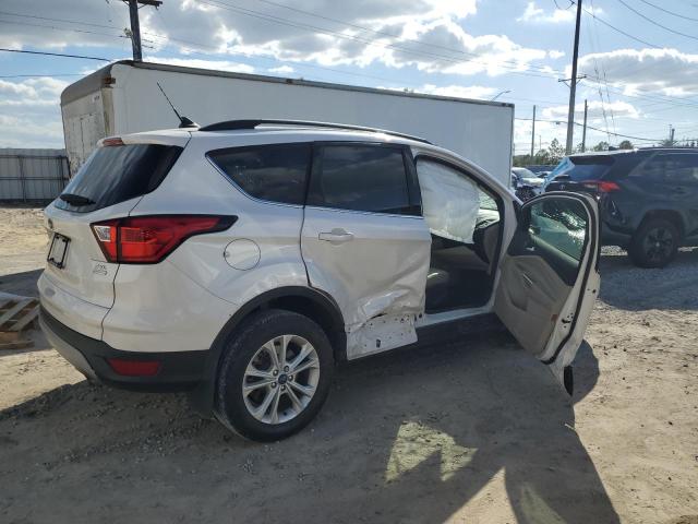 Photo 3 from auction – 2019 FORD ESCAPE SEL with VIN 1FMCU0HD9KUA02328