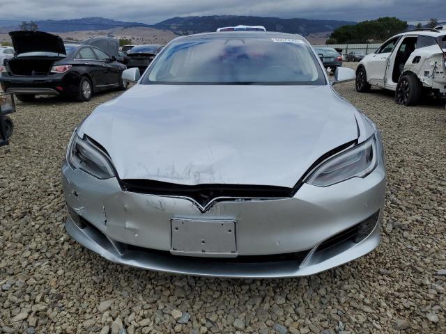 Photo 5 from auction – 2017 TESLA MODEL S with VIN 5YJSA1E13HF210926