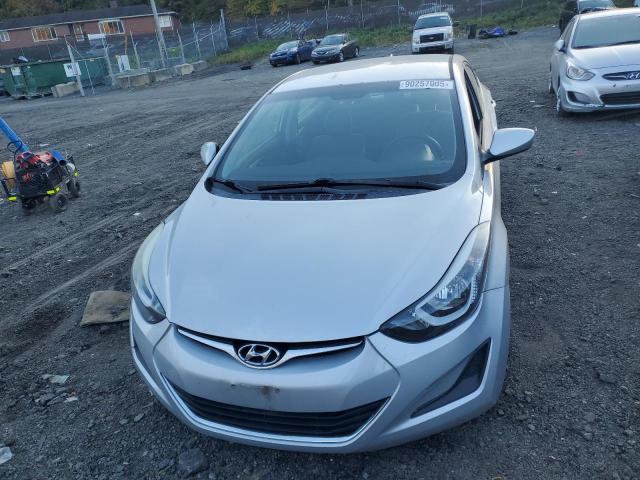 Photo 5 from auction – 2016 HYUNDAI ELANTRA SE with VIN 5NPDH4AE3GH687984