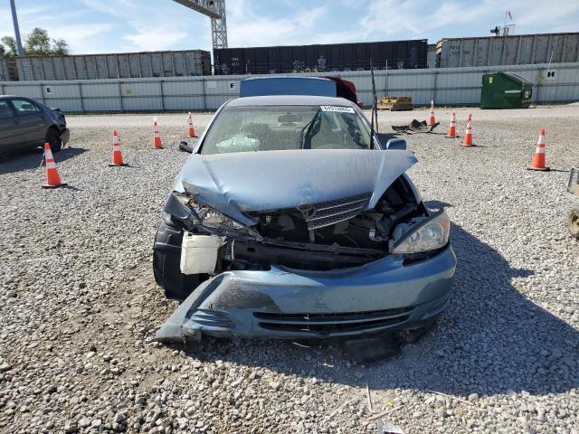 Photo 5 from auction – 2002 TOYOTA CAMRY LE with VIN 4T1BE32K32U585643