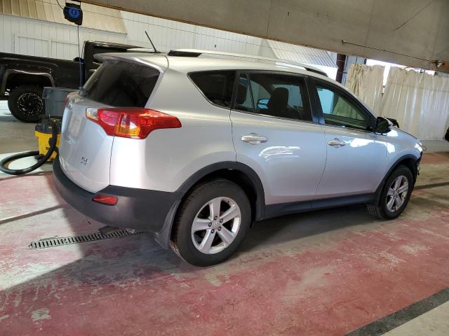 Photo 3 from auction – 2013 TOYOTA RAV4 XLE with VIN 2T3RFREV9DW120685
