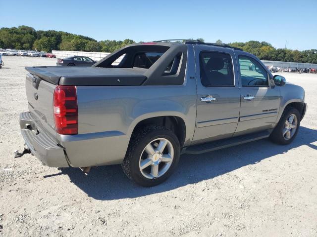 Photo 3 from auction – 2008 CHEVROLET AVALANCHE with VIN 3GNFK12348G255380