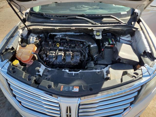 Photo 12 from auction – 2016 LINCOLN MKC RESERV with VIN 5LMCJ3C90GUJ07874