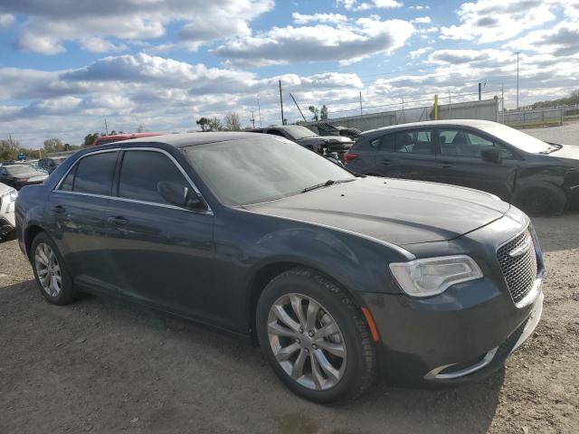 Photo 4 from auction – 2016 CHRYSLER 300 LIMITE with VIN 2C3CCARG5GH136290